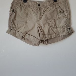 GAP shorts